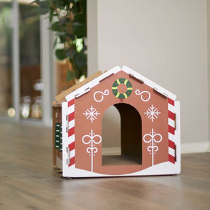 Kazoo Kitty Christmas Cardboard Gingerbread House